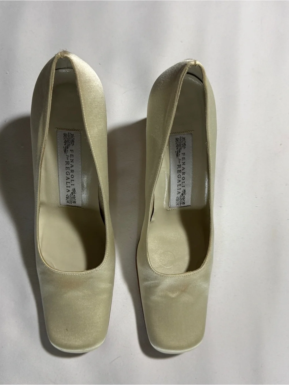 Vintage Ivory Satin Wedding Mid-Heel Pumps for Women